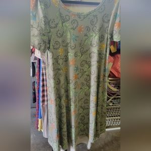 Lularoe carly dress, gray floral print, legging material size M